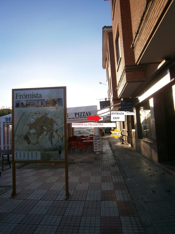 Hotel Apartamento Pension La Via Lactea Frómista Zewnętrze zdjęcie