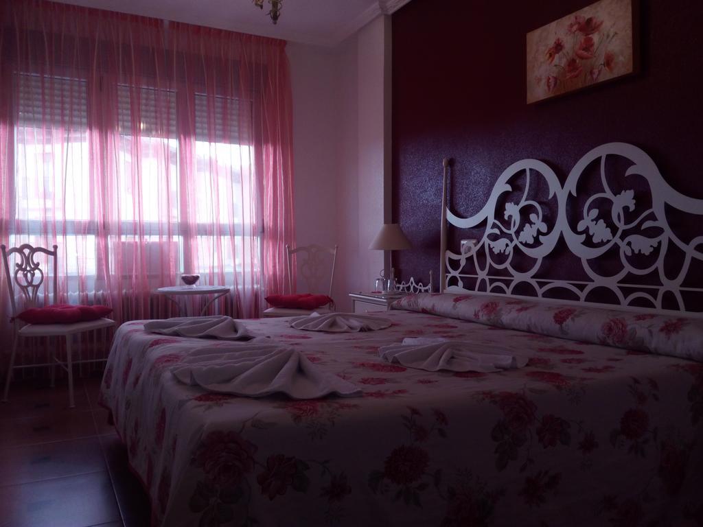 Hotel Apartamento Pension La Via Lactea Frómista Zewnętrze zdjęcie